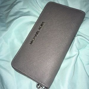Michael Kors gray wallet AUTHENTIC!!